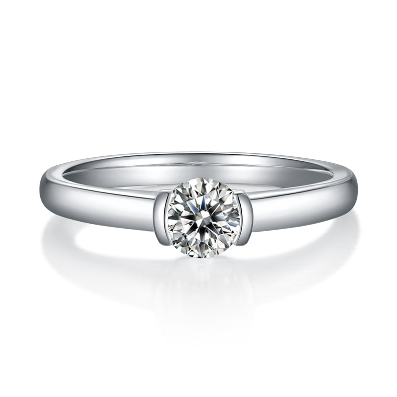 A 0.5-carat Luxury  Silver Ring Set