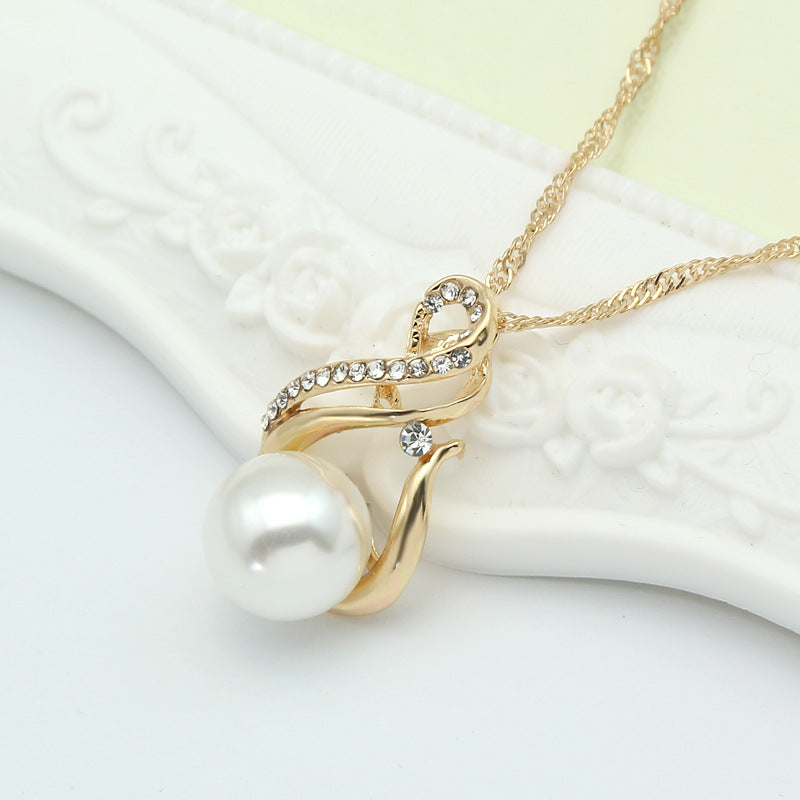 Pearl Necklace And Earrings Se