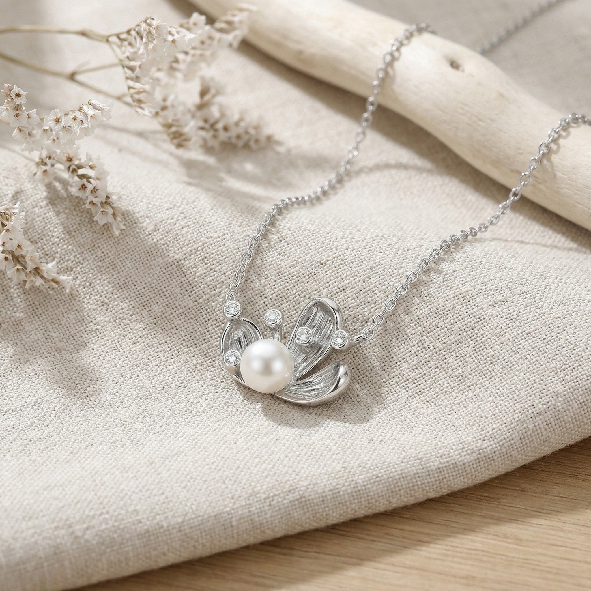 925 Sterling Silver Elegant Sterling Silver Pearl