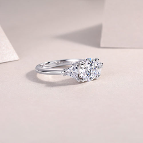 2-carat S925 Silver Diamond Wedding Ring.
