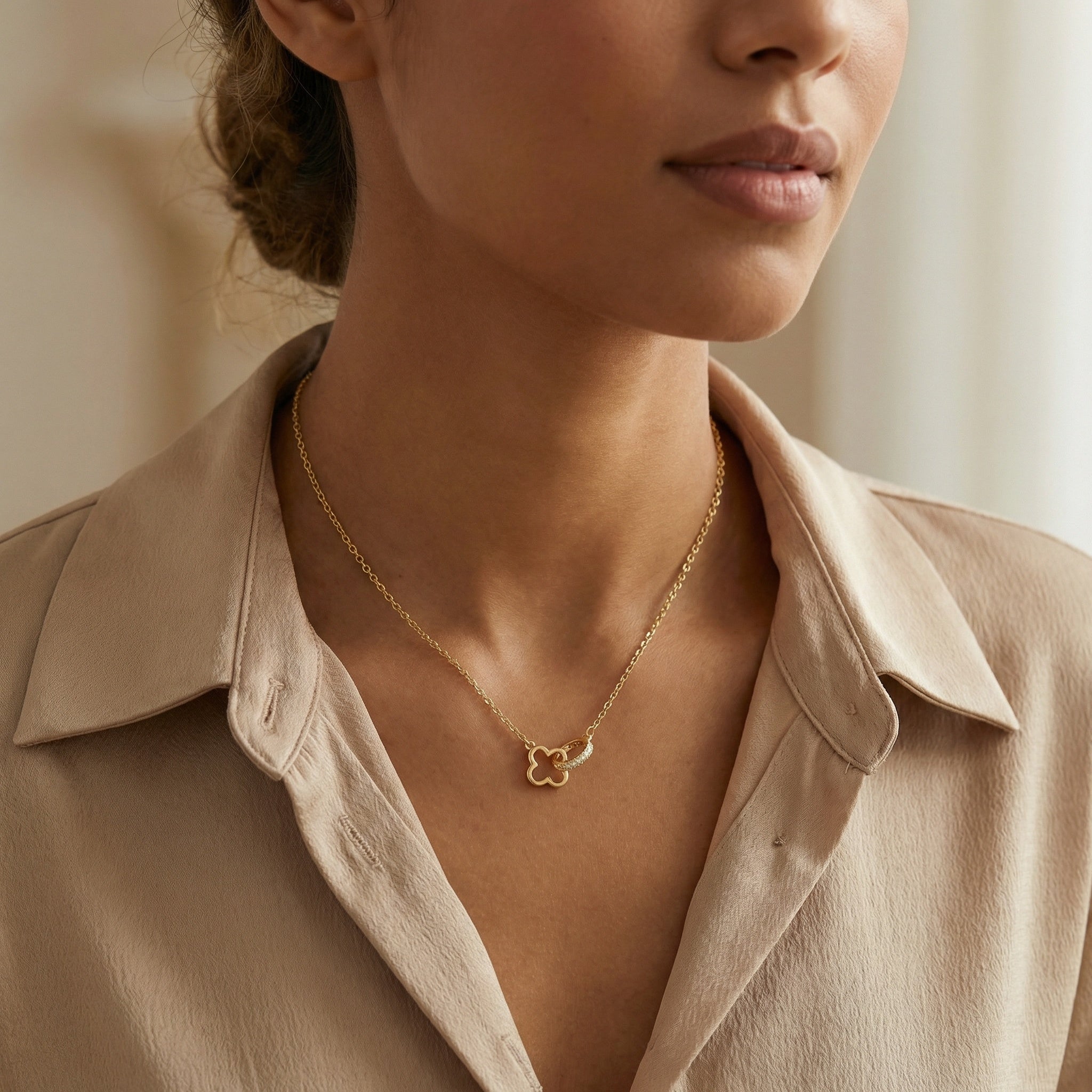 925 Sterling SilverInterlocking CloverPave Ring Necklace