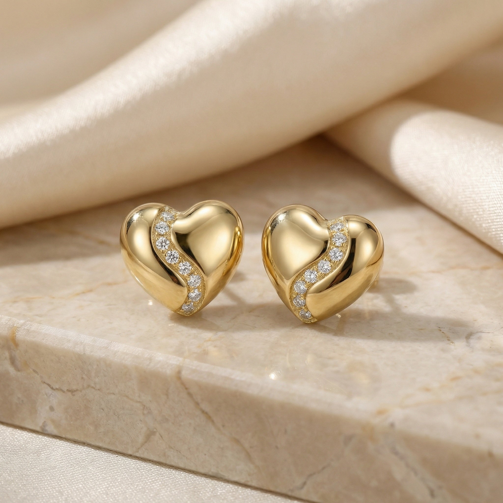 925 Sterling Silver Elegant Heart-Shaped Stud Earrings