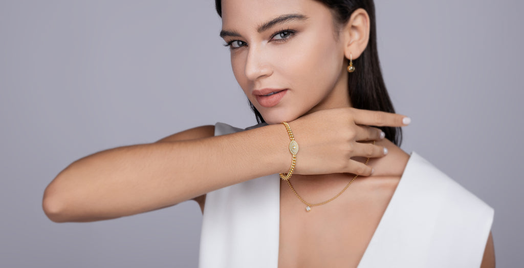 Silver Bracelet Is S925 Silver-plated With Gold