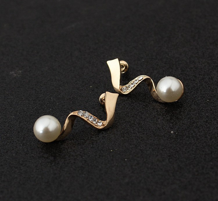 European diamond crystal pearl necklace earrings