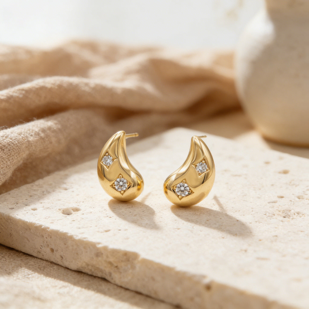 925 Sterling Silver Elegant Tear-Drop Studs