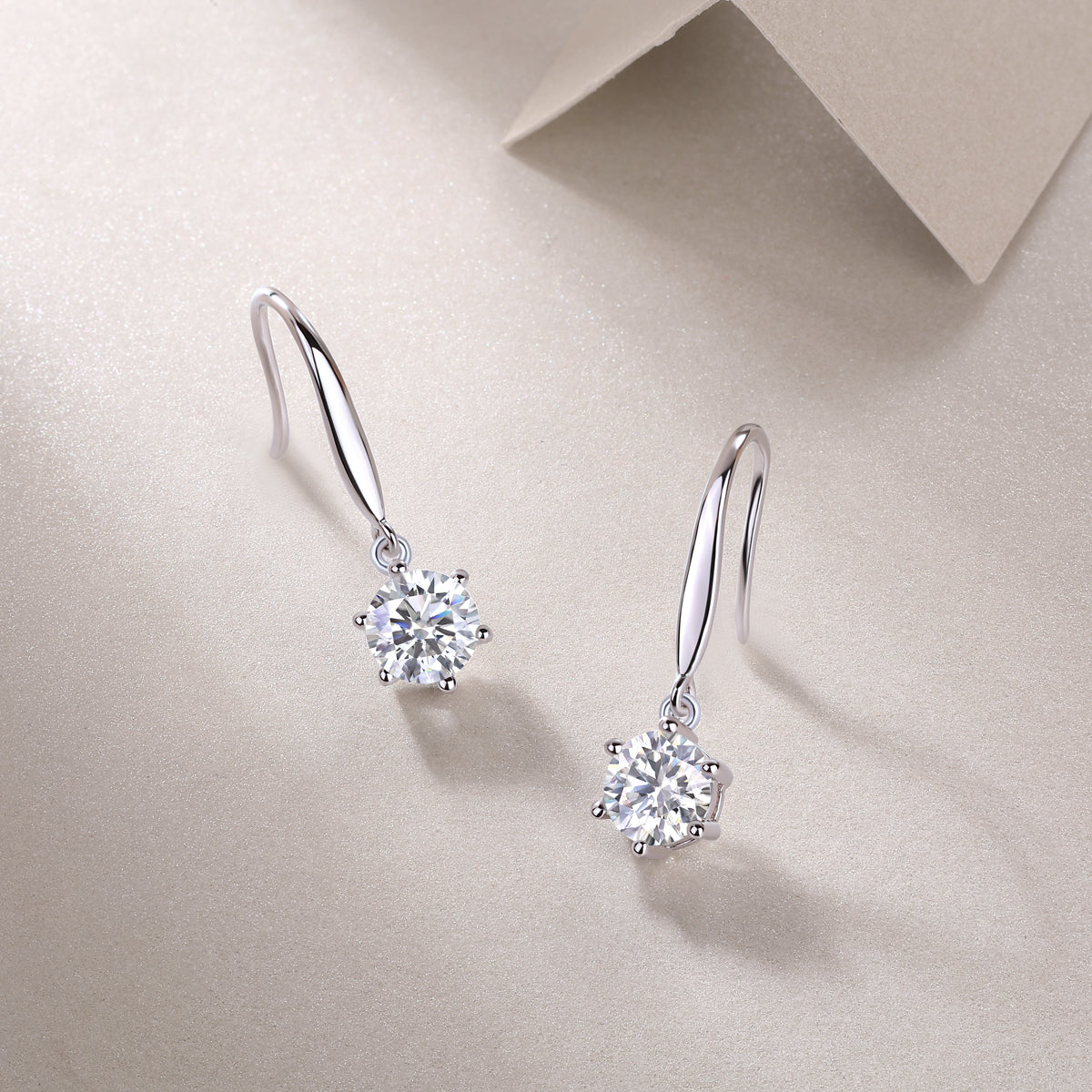 Jumping Wind - Earrings Set With 1-carat