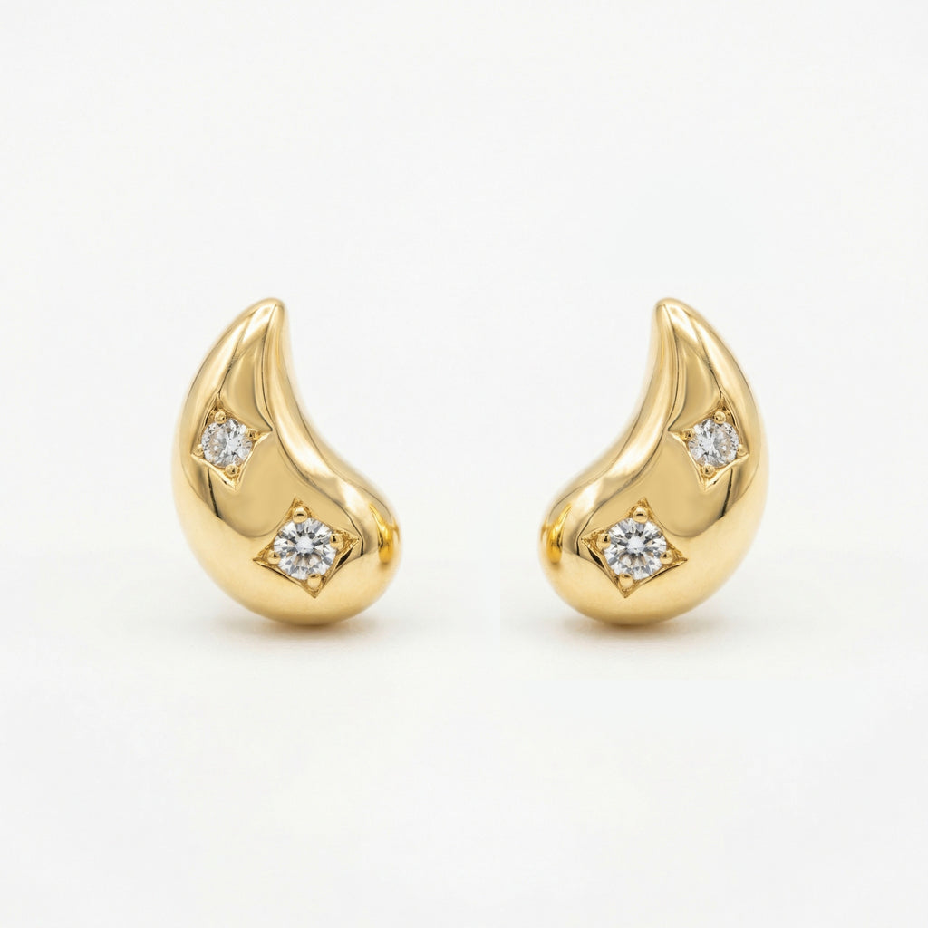 925 Sterling Silver Elegant Tear-Drop Studs