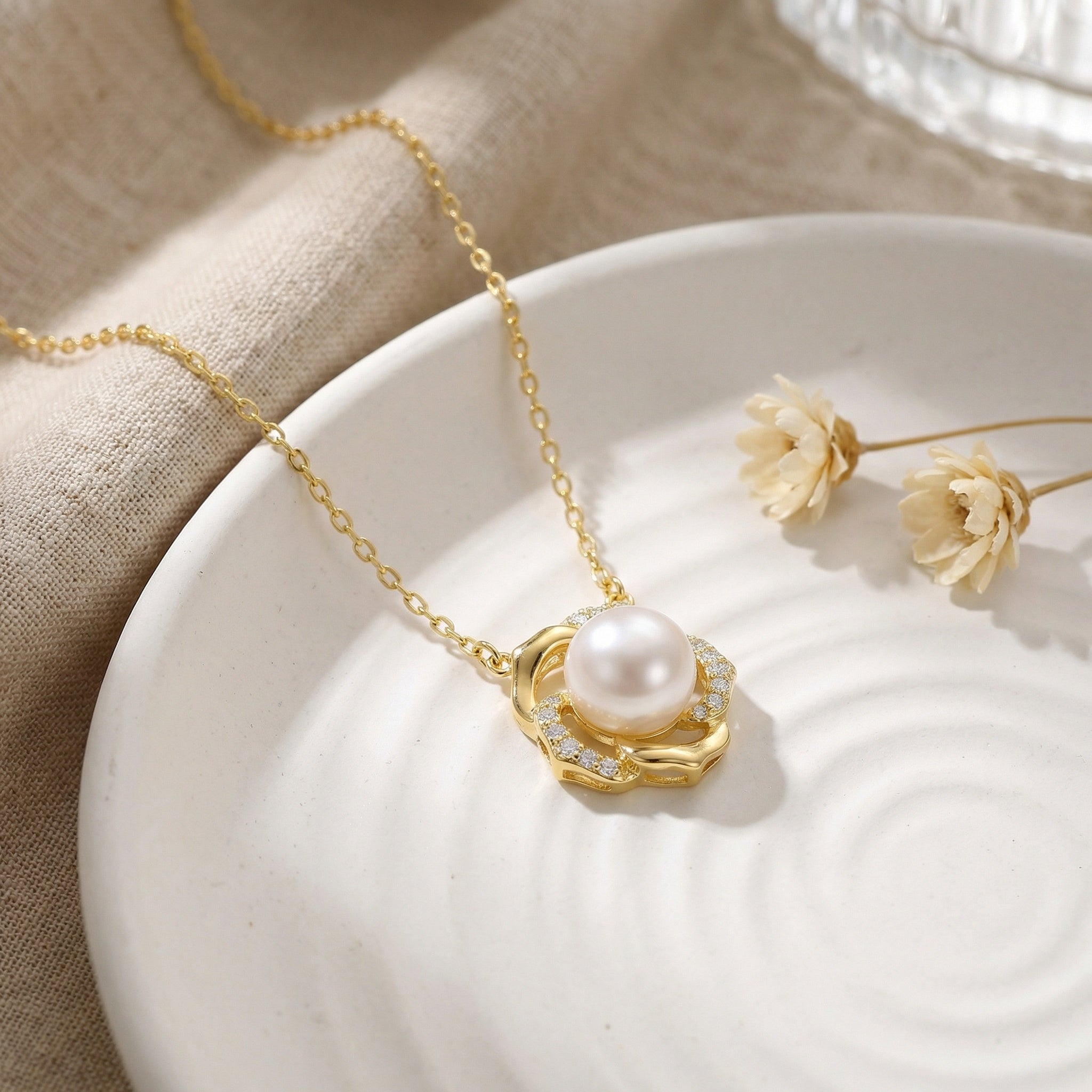 925 Sterling Silver White Pearl Floral Swirl Pendant