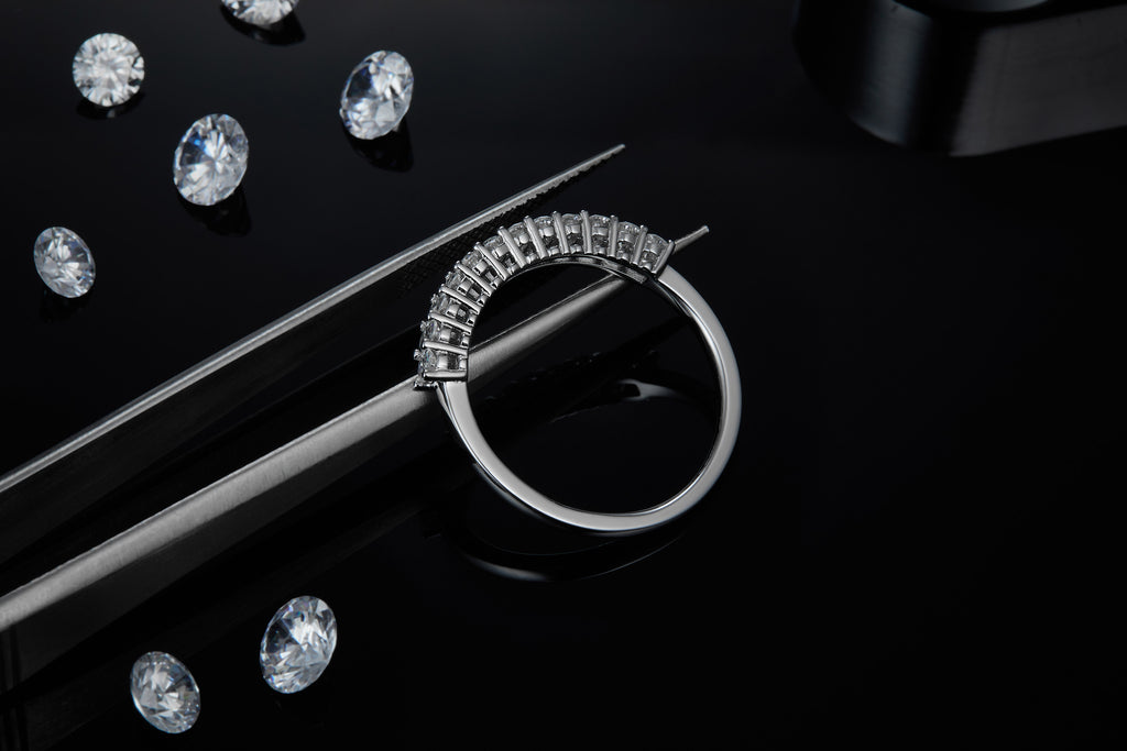 Light And Shadow Bloom - A Wedding Ring Set