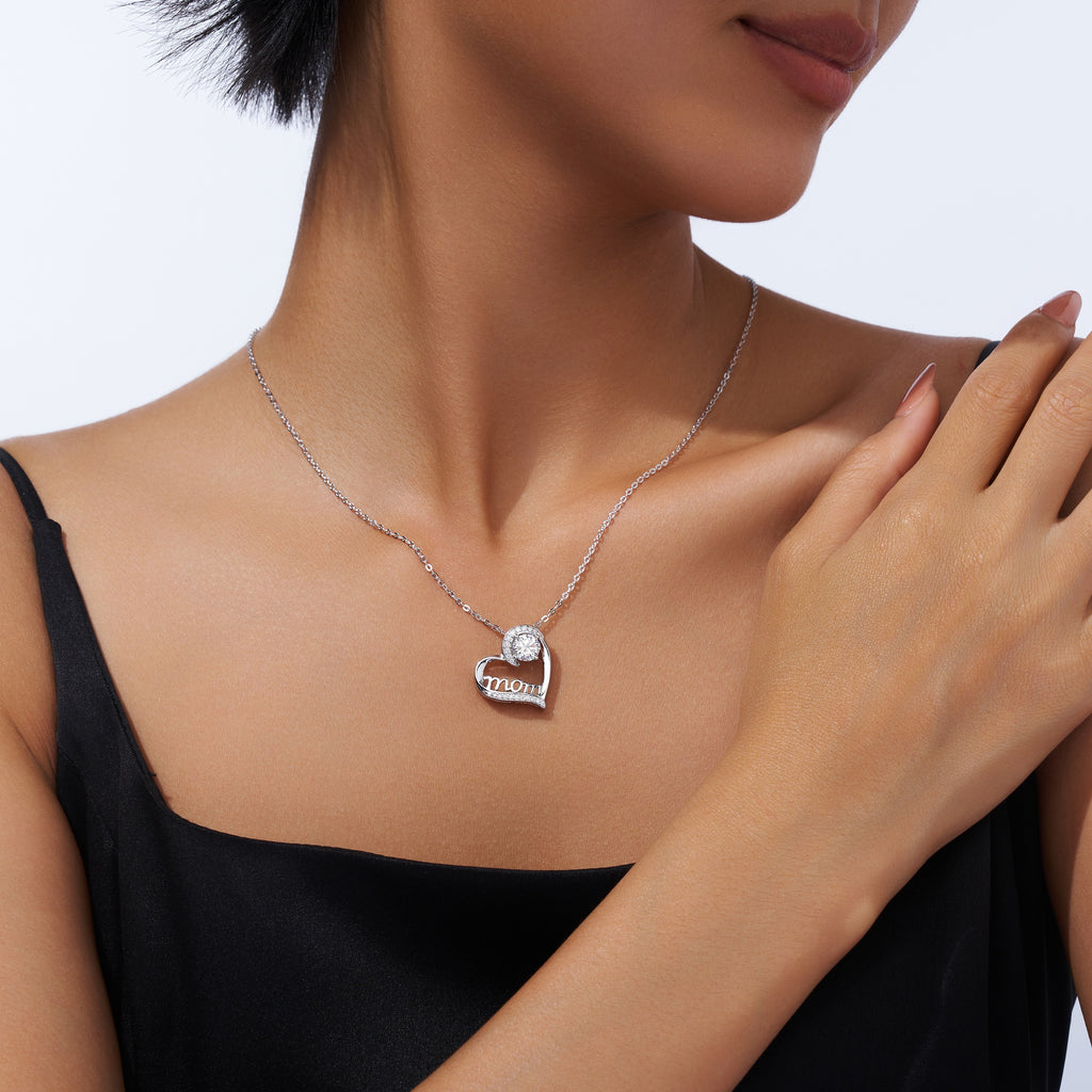 1 Carat Silver Necklace Pendant Set