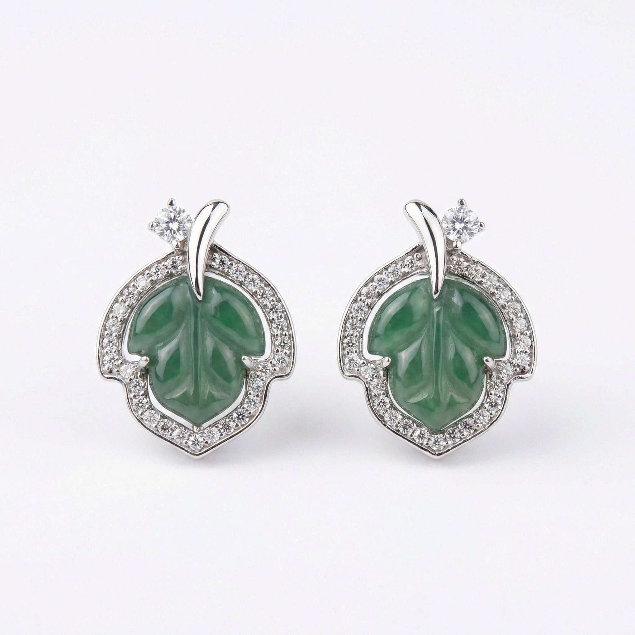 925 Sterling Silver Elegant Carved Green Jade Leaf Stud Earrings