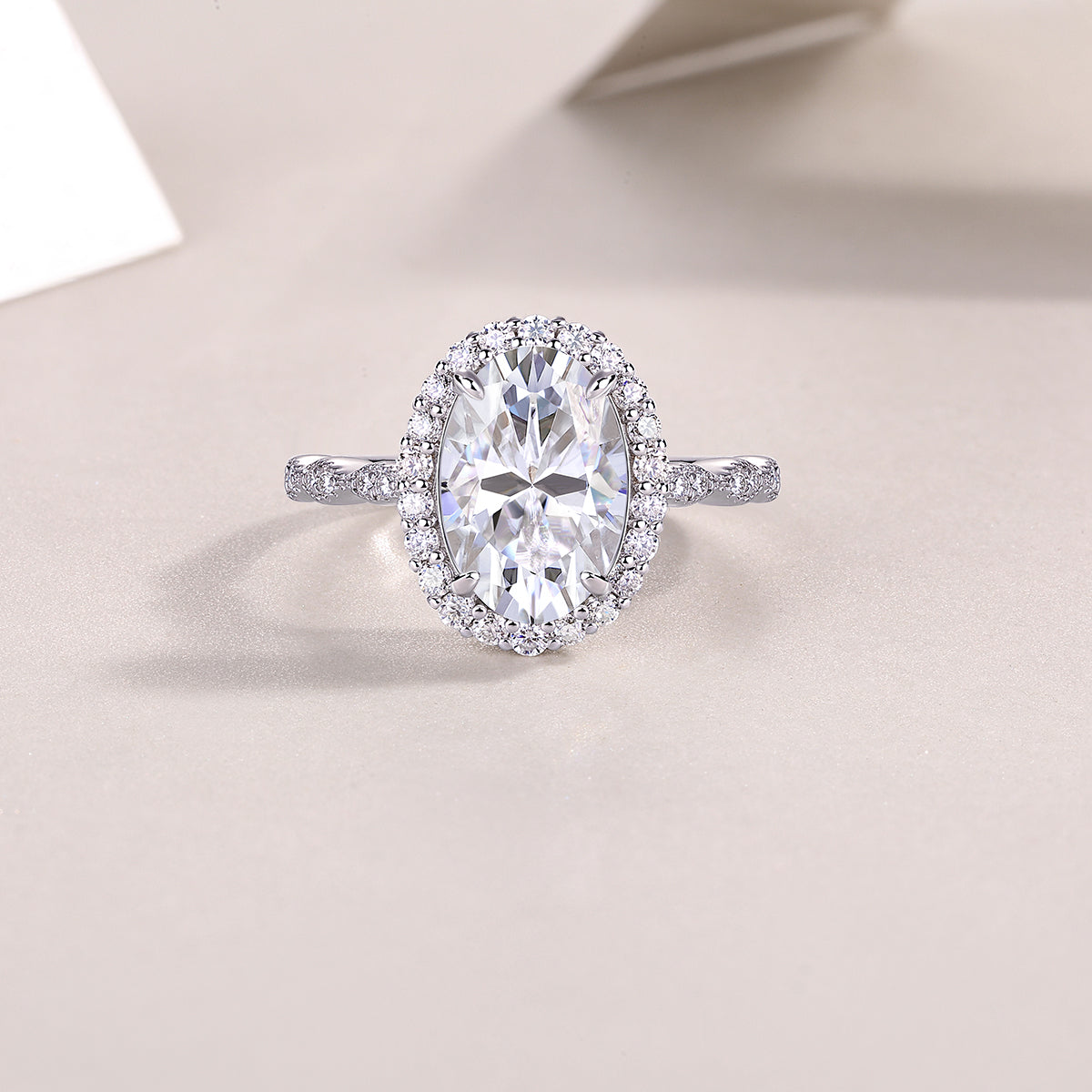 A Wedding Ring Set With  Moissanite S925 Silver