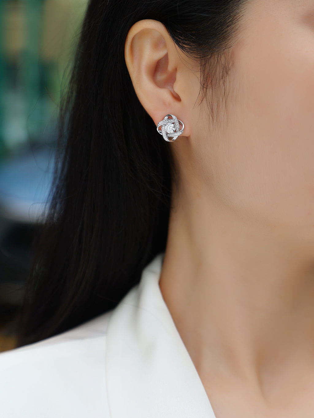 Earrings Set With 0.5-carat Stud Earrings,