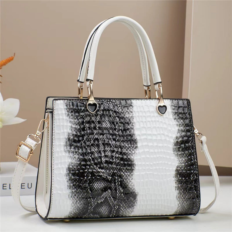 Tote Bag In A New Contrast-color Design