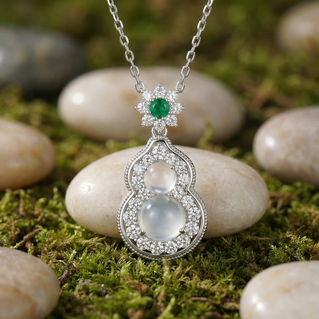 925 Sterling Silver Elegant Hulu Pendant Necklace  \