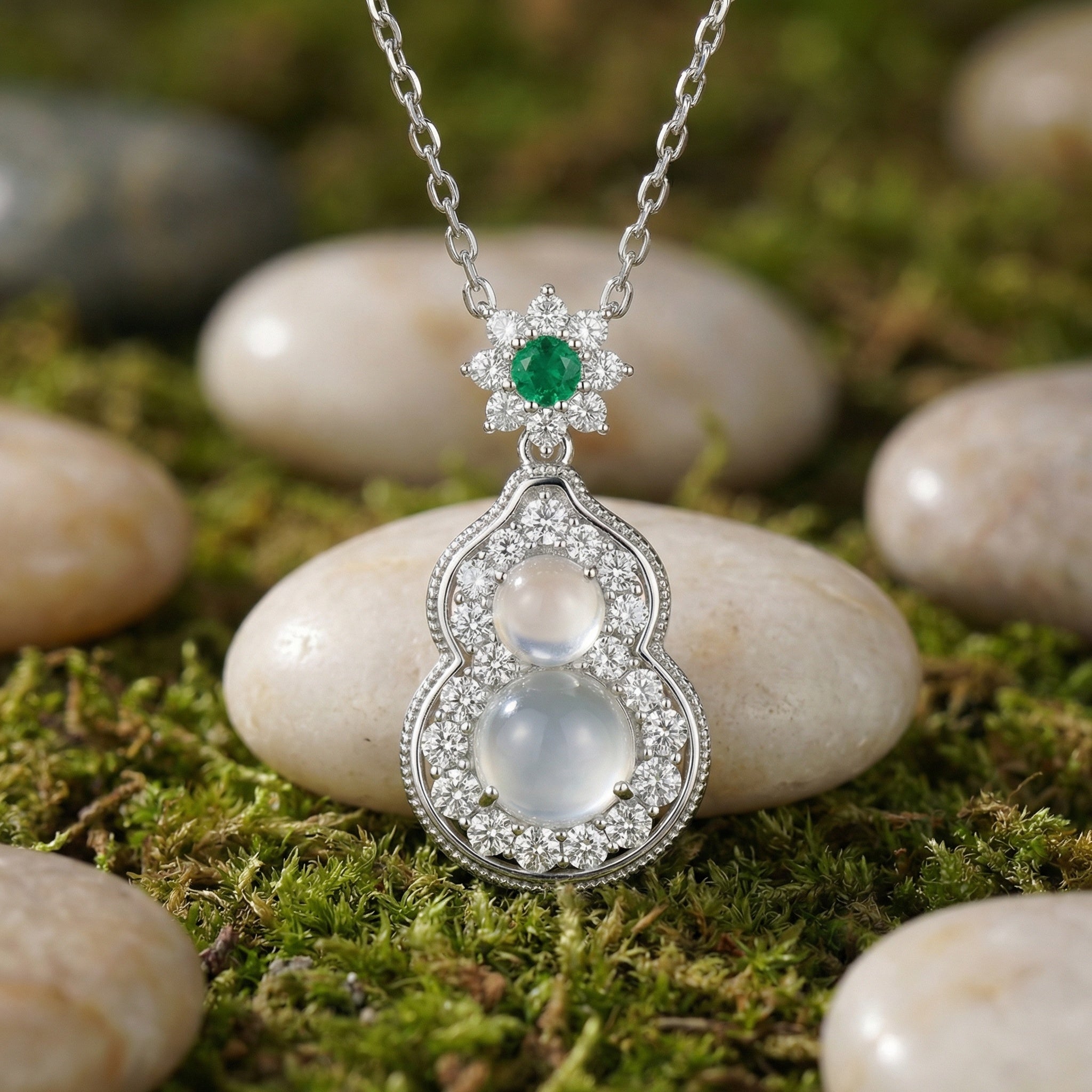 925 Sterling Silver Elegant Hulu Pendant Necklace  \
