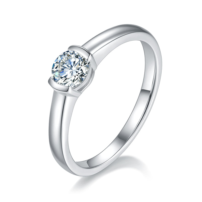 A 0.5-carat Luxury  Silver Ring Set