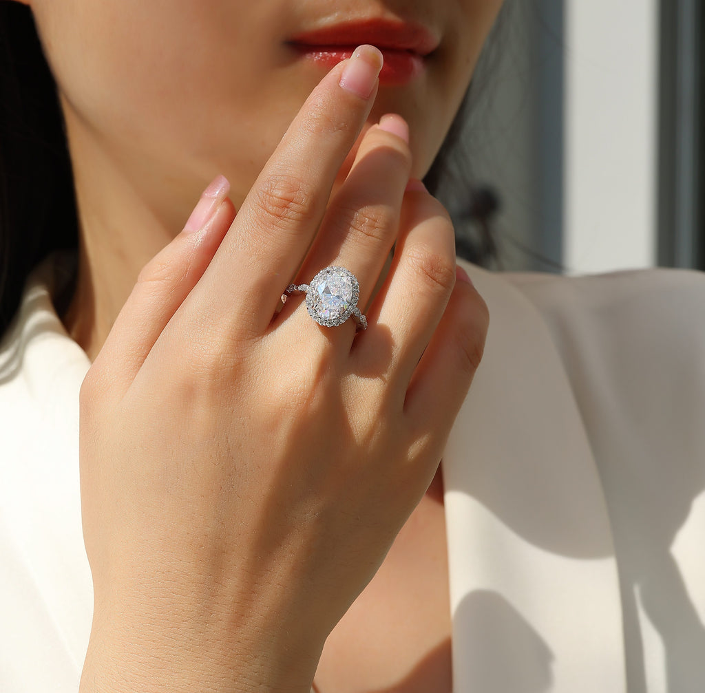 A Wedding Ring Set With  Moissanite S925 Silver