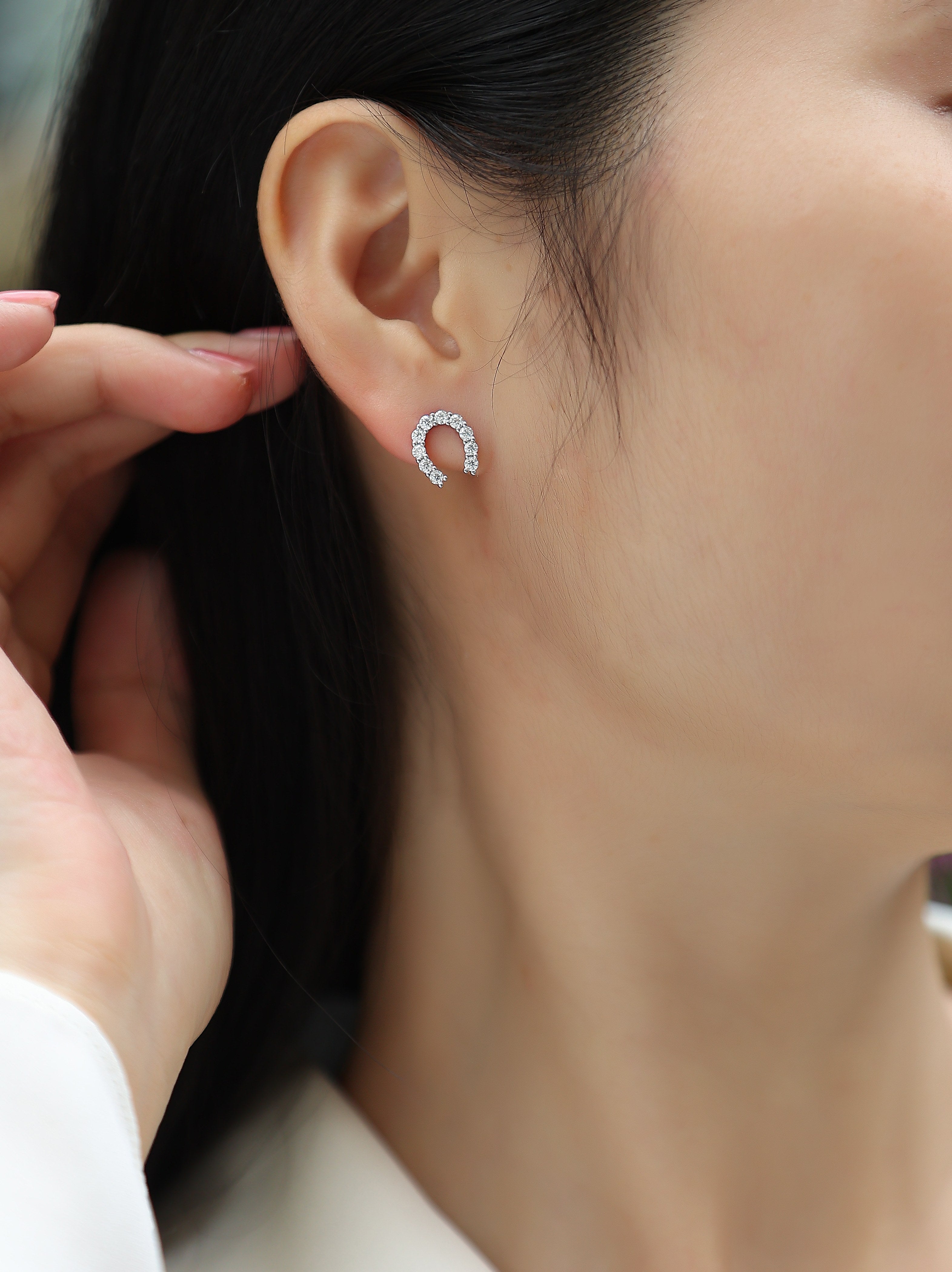 Moissanite S925 Silver And Platinum-plated Stud Earrings