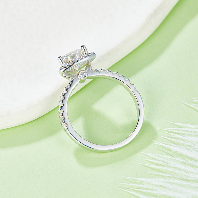 Triangular Moissanite Set Silver Ring S925 Silver
