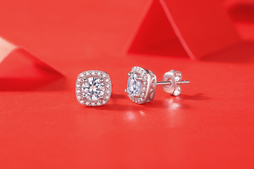Square-shaped Stud Earrings - Set With 0.5-carat