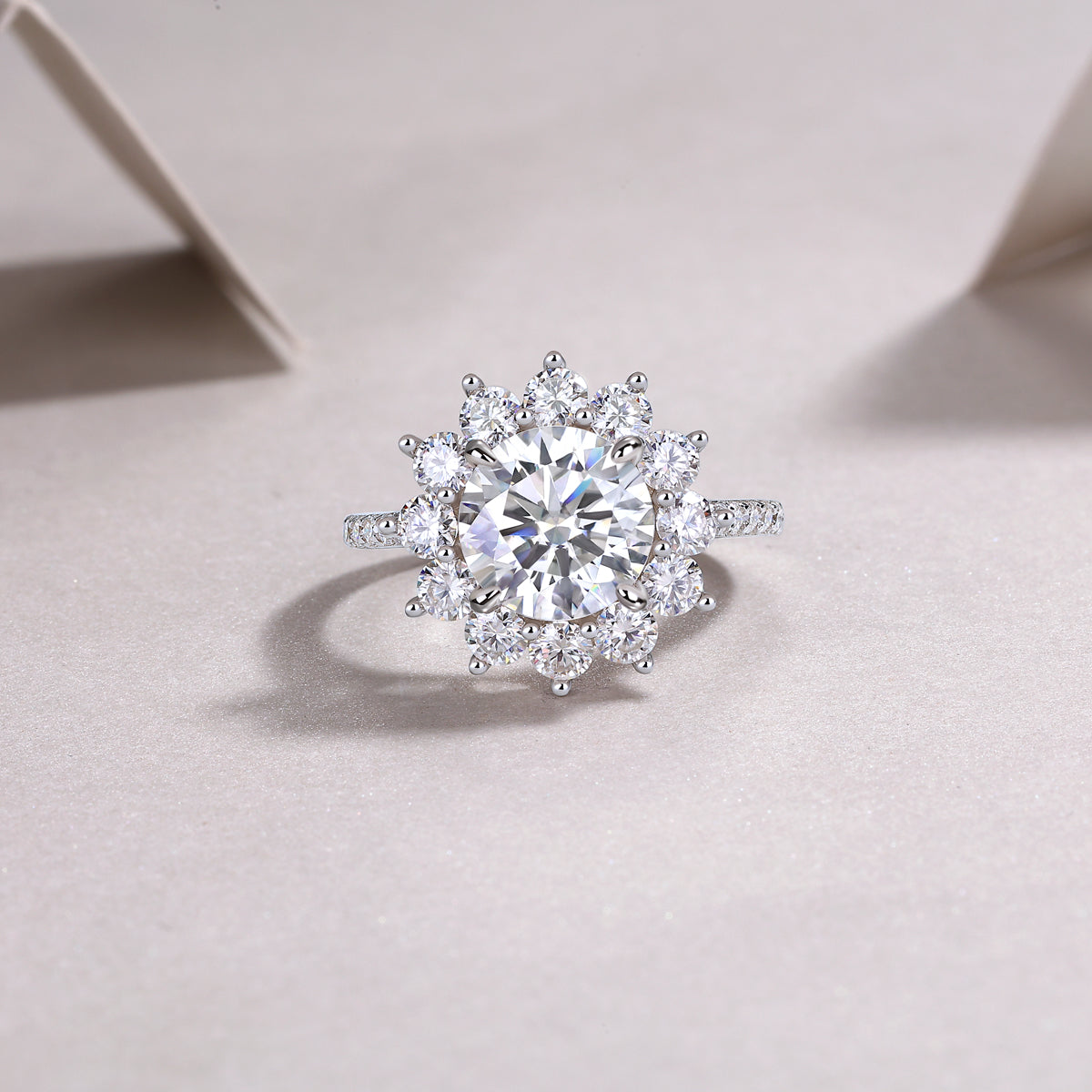 A Wedding Ring Se 3-carat Moissanite S925 Silver