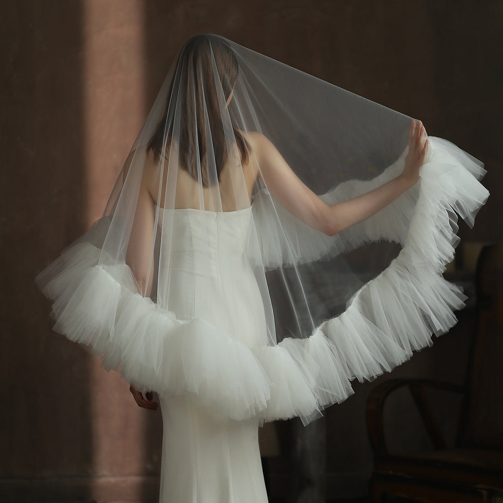 Heavy Industry Ruffled Bridal Veil White