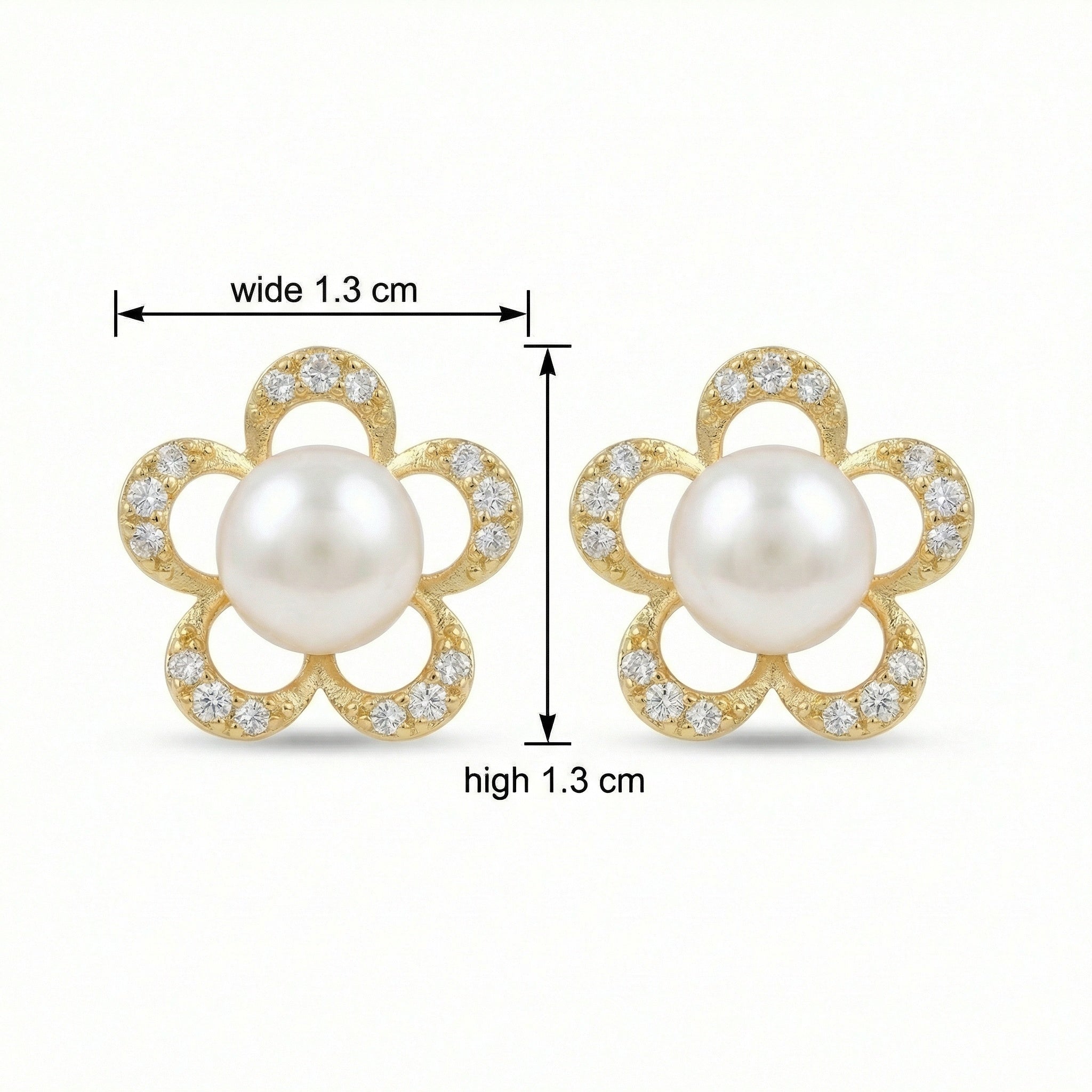 925 Sterling Silver Elegant Floral Pearl Stud Earrings