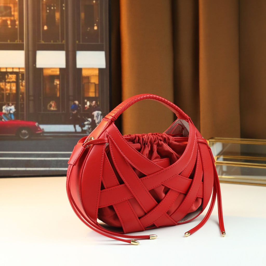 Woven Hollow-out Single-shoulder Crossbody Bag