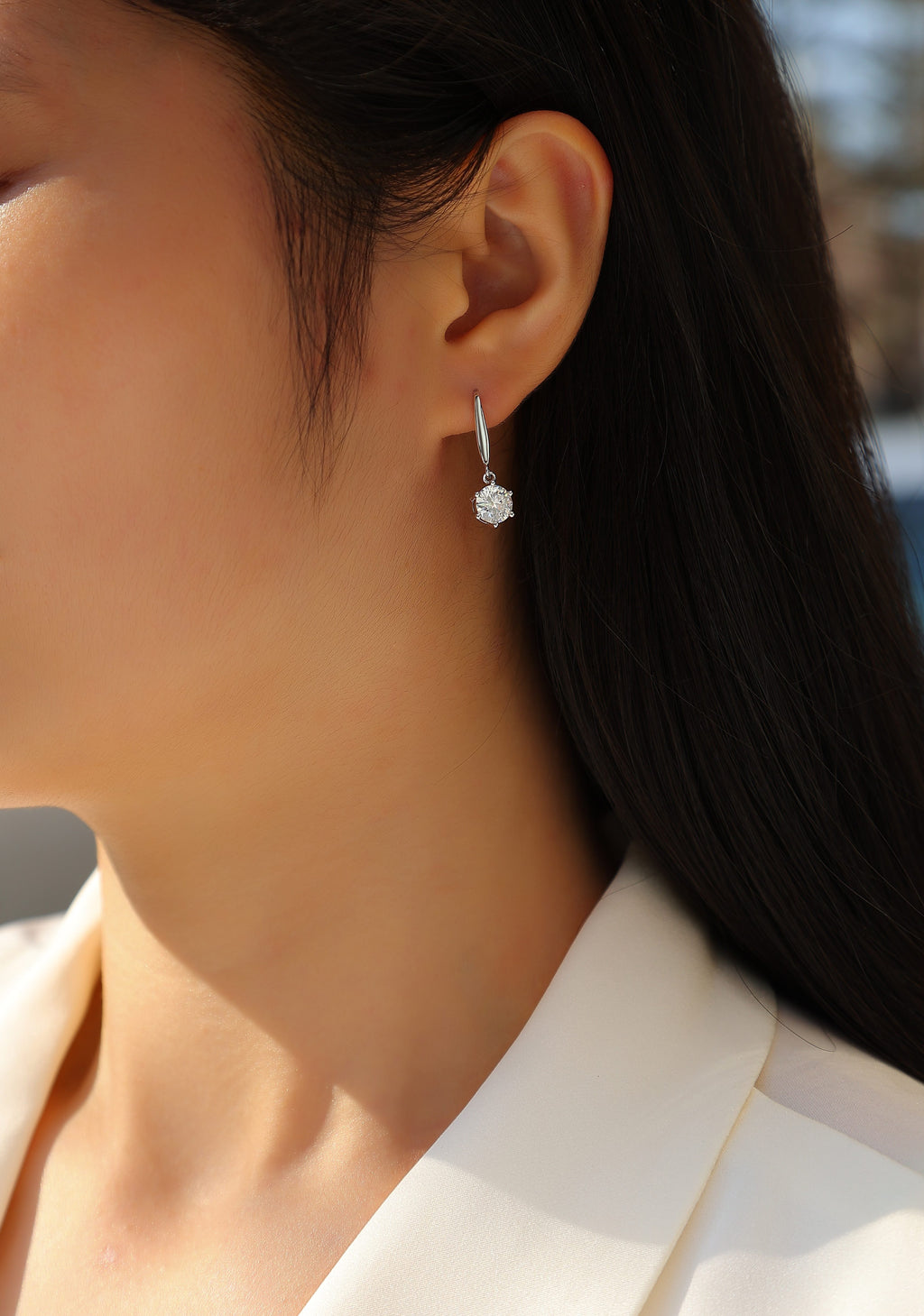 Jumping Wind - Earrings Set With 1-carat
