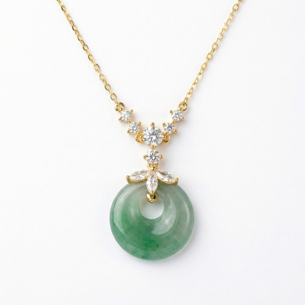 925 Sterling Silver Elegant Green Jade Donut Pendant Necklace