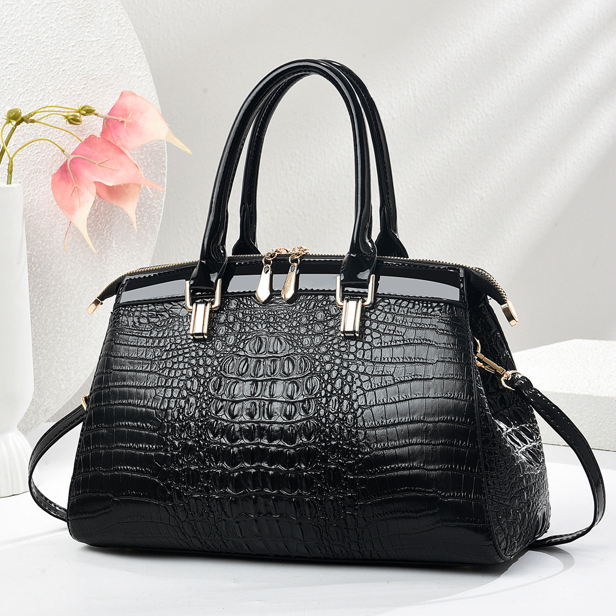 Patent Leather Large-Capacity Commuter Handbag