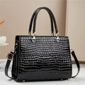 Tote Bag In A New Contrast-color Design