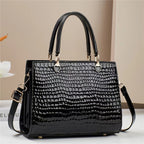 Tote Bag In A New Contrast-color Design