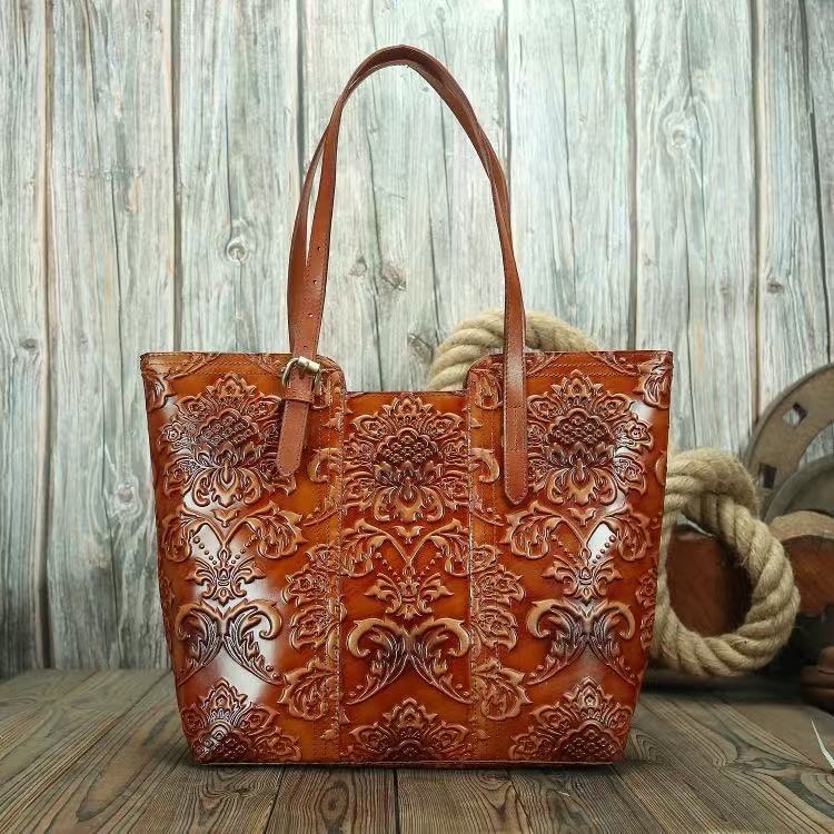 Vintage Embossed Full-Grain Leather Large-Capacity Tote Bag