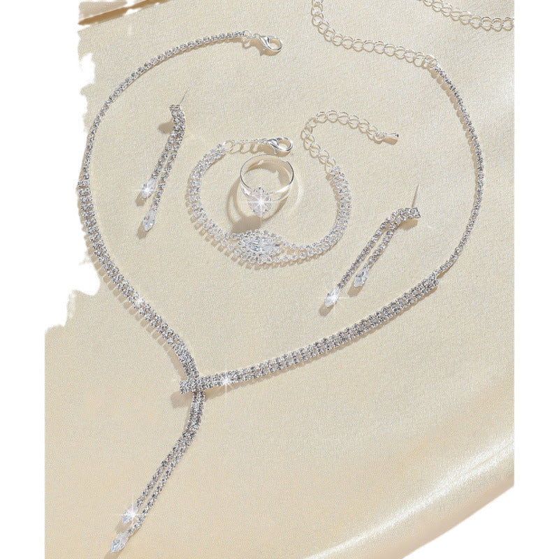 Necklace Earring Bracelet Four-piece Set