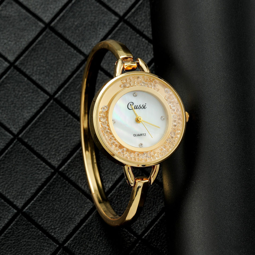 New Creative Hollow-out Bracelet Watch For Girls