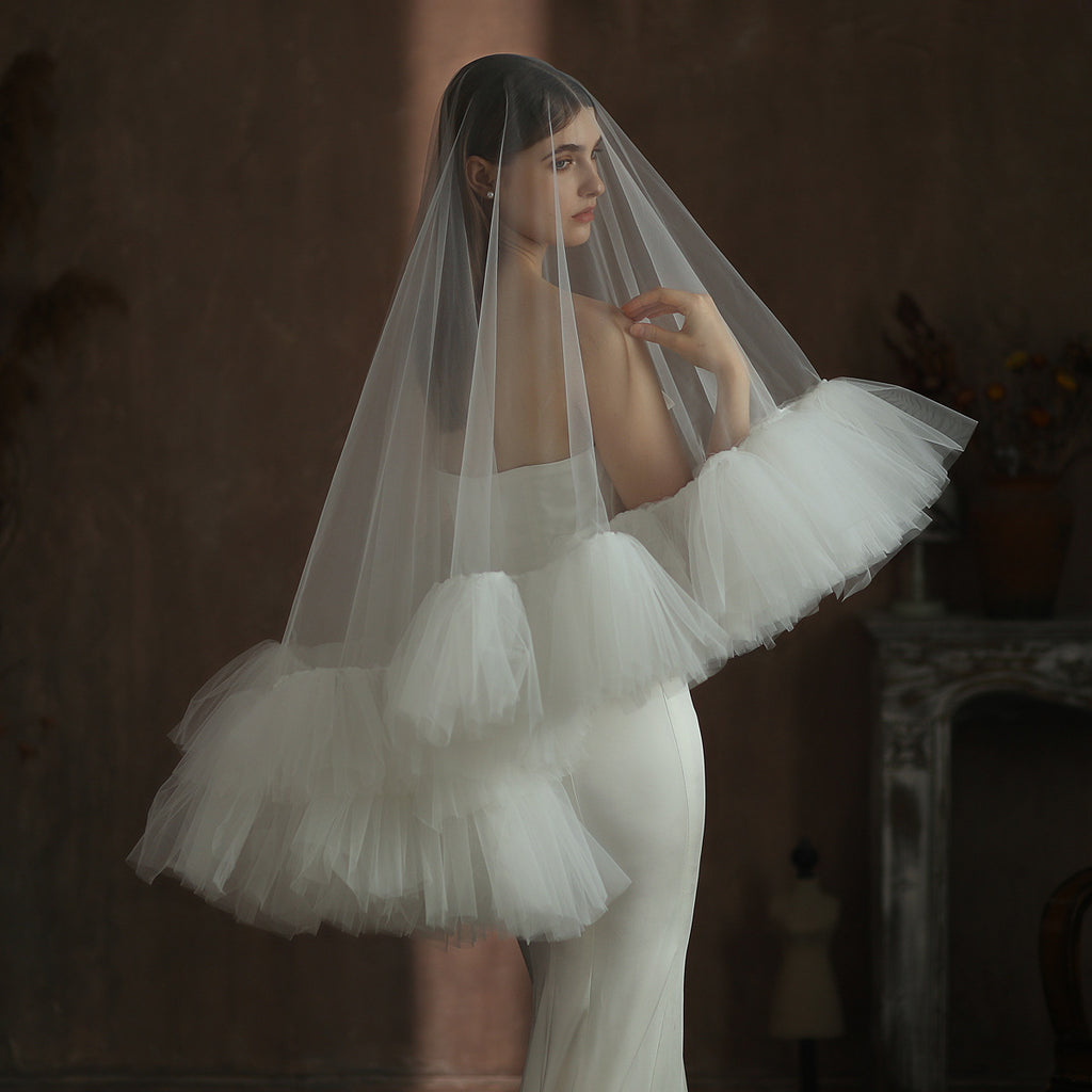 Heavy Industry Ruffled Bridal Veil White